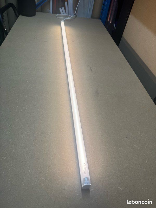 Réglette LCI avec néon Philips 35W 4200k 230v neuf (image 4)