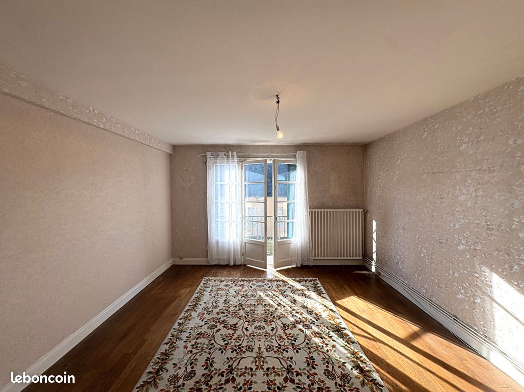 Appartement 3 pièces 64 m² · à Nouzonville · 64 m² · 54 500 €