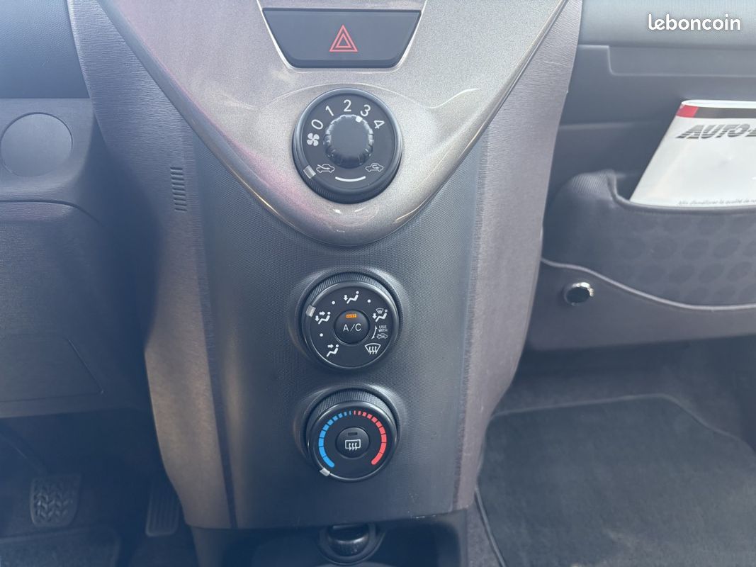 Toyota IQ 68 VVT-i iQ1st (image 17)
