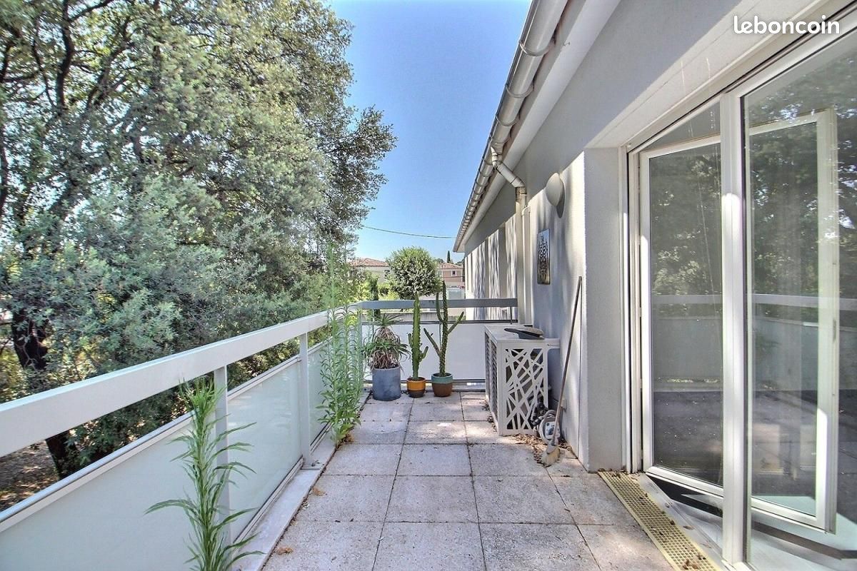 Appartement 3 pièces 63 m² · à Marseille · 63 m² · 218 000 €