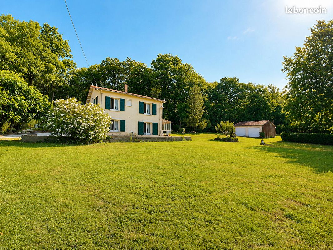 Maison 5 pièces 103 m² · à Saint-Sulpice-de-Royan · 103 m² · 290 000 €