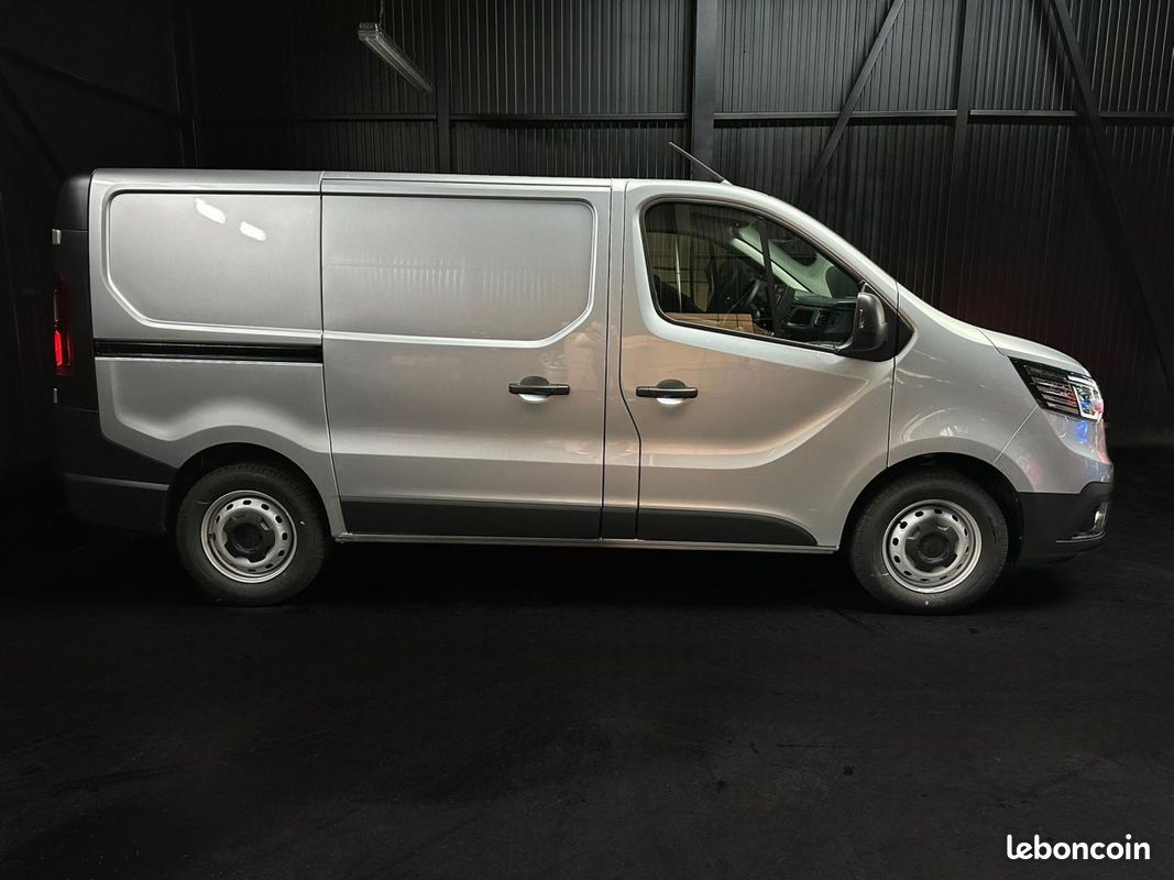 Renault trafic l1h1 advance 3t bluedci 150 auto - cam-clim auto-main libre-nav-rs-26658ht (image 6)