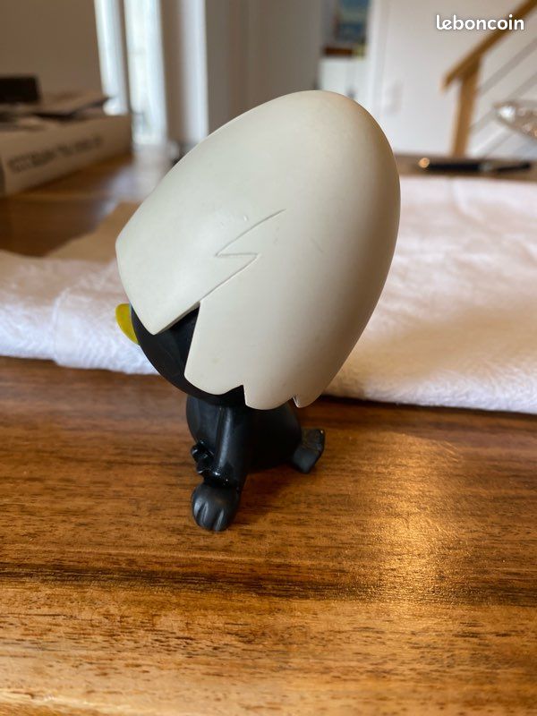 Fantasio assis   grand modèle leblon delienne figurine spirou figurine