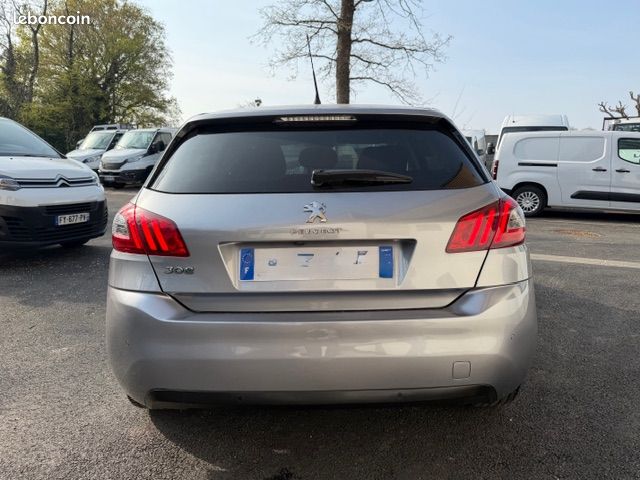 PEUGEOT 308 essence, 110cv, Boite Mécanique, Moteur ES, 68314 Kms, 7.750 TTC (image 5)