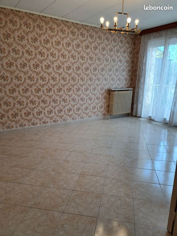 Maison 9 pièces 108 m² · à Meyzieu · 108 m² · 260 000 €