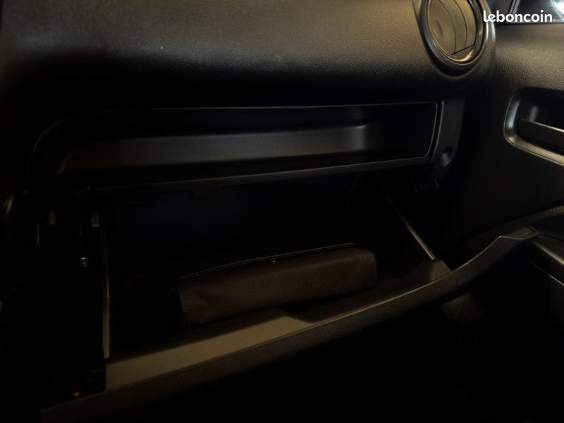 Mitsubishi SPACE STAR 1.0 MIVEC 71CH 2019 à partir de 94,07 /mois (image 39)