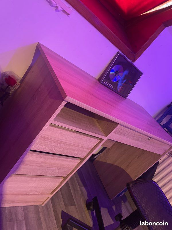 Bureau (image 3)
