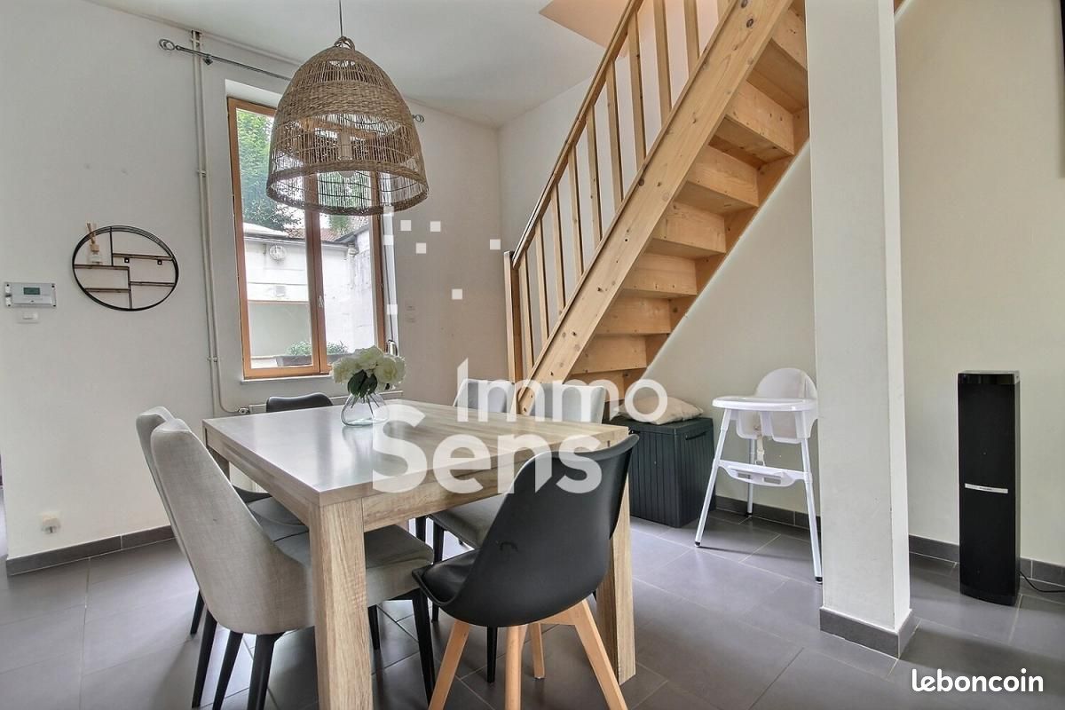 Maison 4 pièces 73 m² · à Roubaix · 73 m² · 950 €