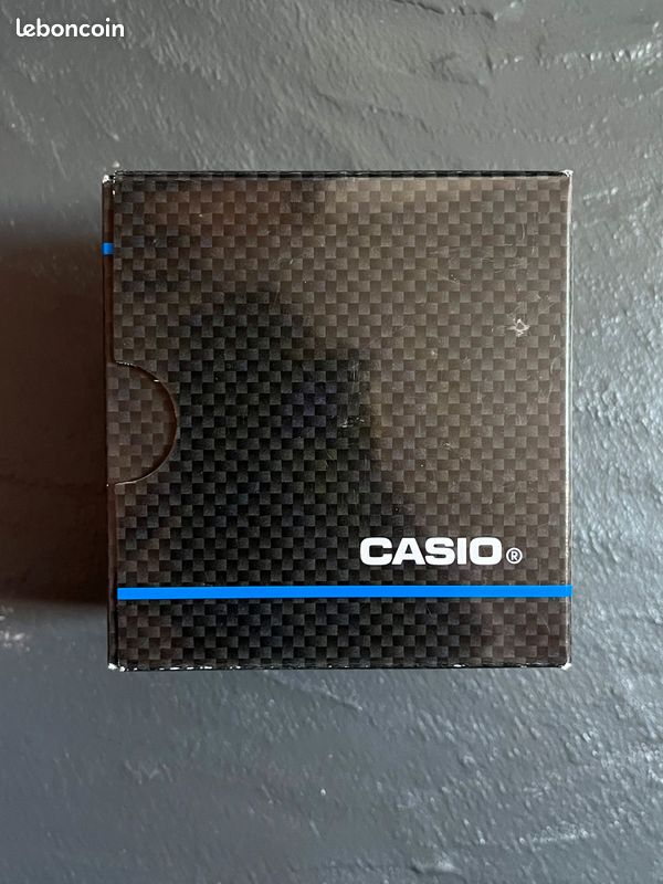 Casio MTP green dial (image 7)