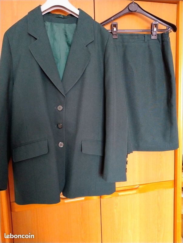 Tailleur jupe vert foncé (image 1)
