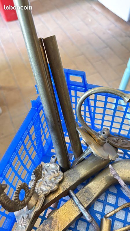 Divers objets en laiton (image 1)