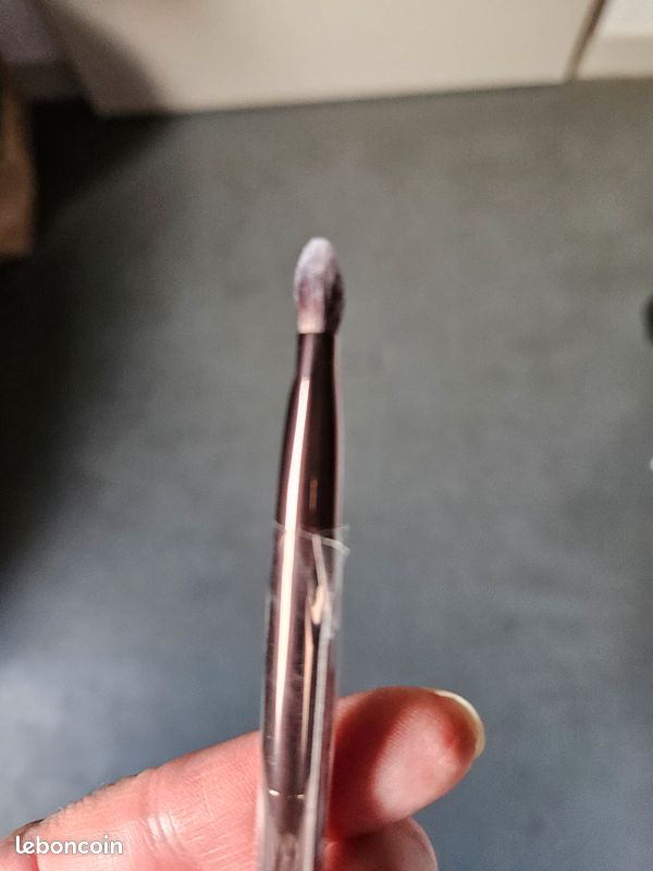 Pinceaux maquillage Hourglass (image 2)