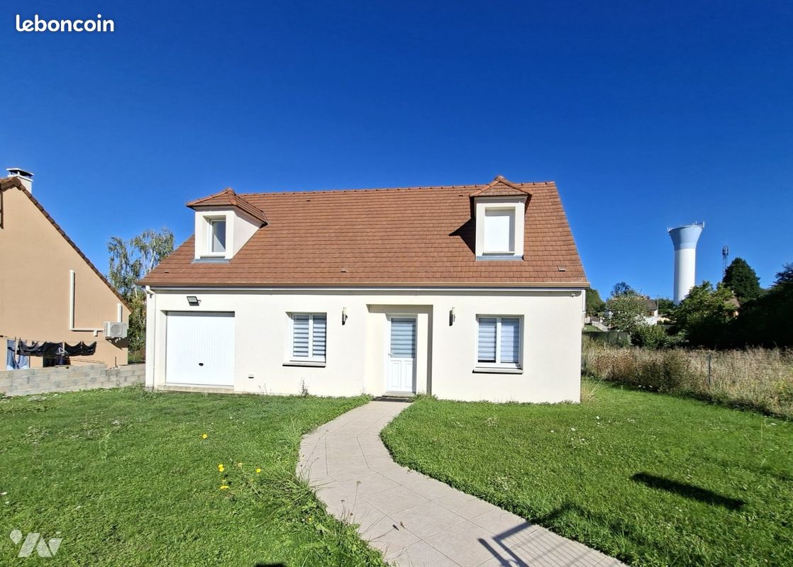 Maison 5 pièces 105 m² · à Crisolles · 105 m² · 209 800 €