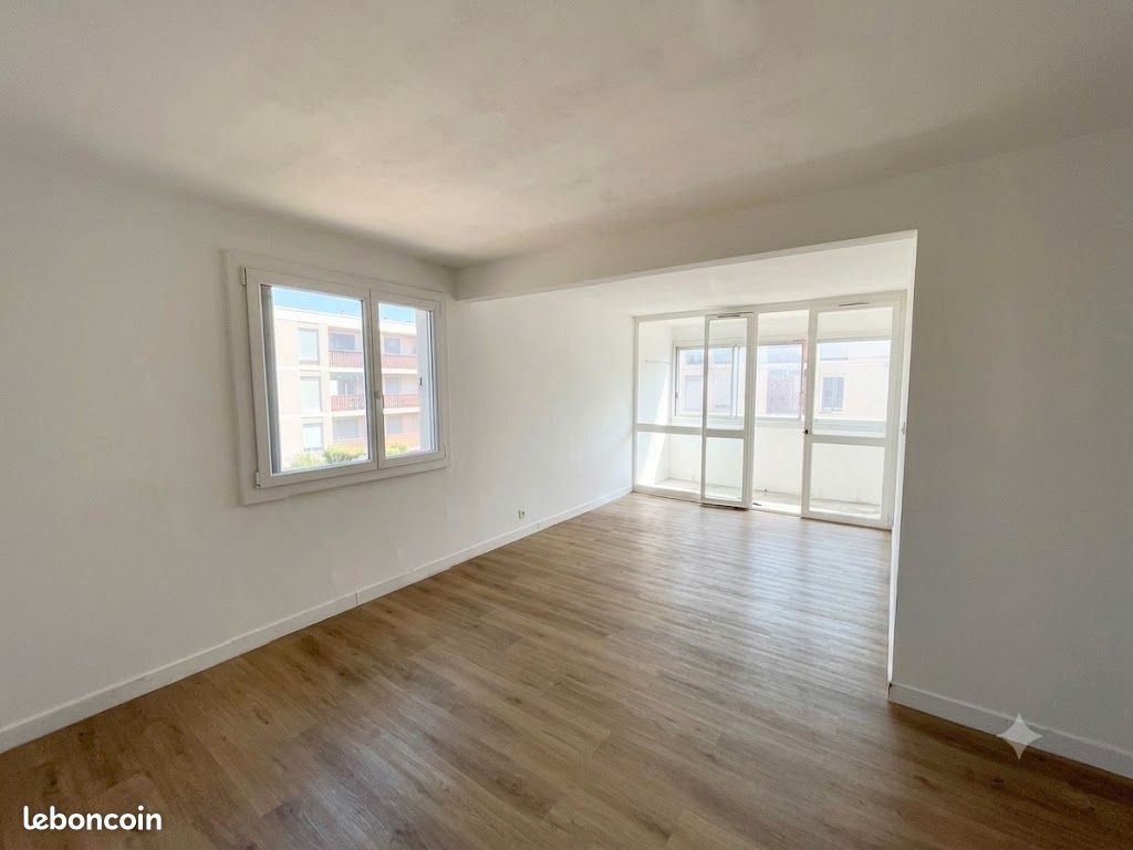 Appartement 3 pièces 70 m² · à Avignon · 70 m² · 740 €
