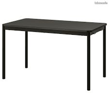 Table de ikea (image 1)