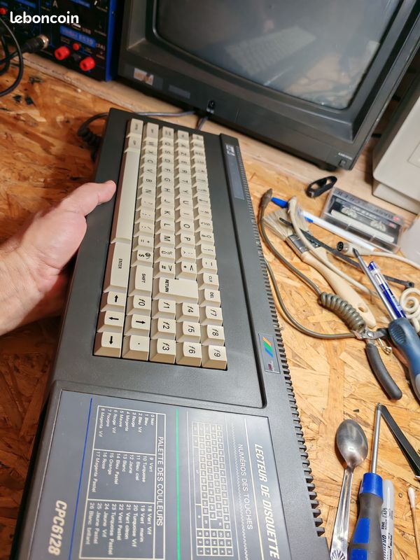 Clavier AZERTY Amstrad cpc 6128 testé et revisé 141225A (image 6)