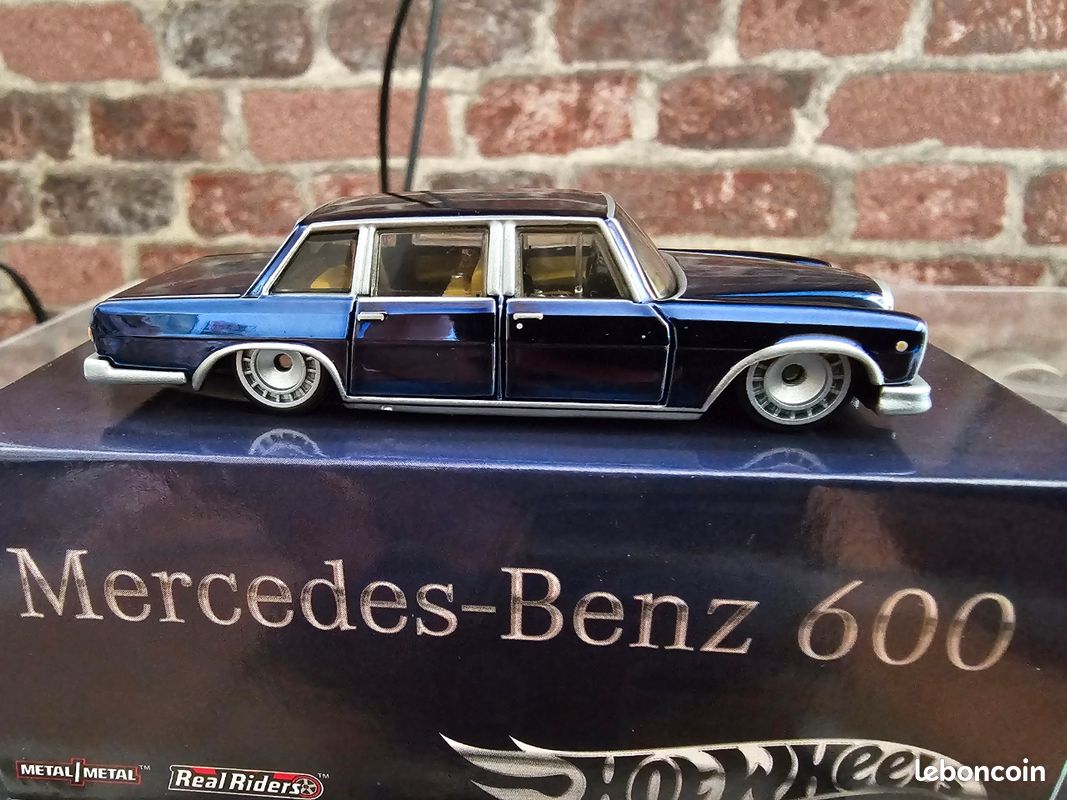 Hot Wheels 1964 Mercedes-Benz 600
RLC 600
RLC Exclusive 1964 Mercedes-BenzHot Wheels Collectors
RLC Exclusive 1964 Mercedes-Benz 600 600Hot Wheels Collectors
RLC Exclusive 1964 Mercedes-Benz 600 (image 2)