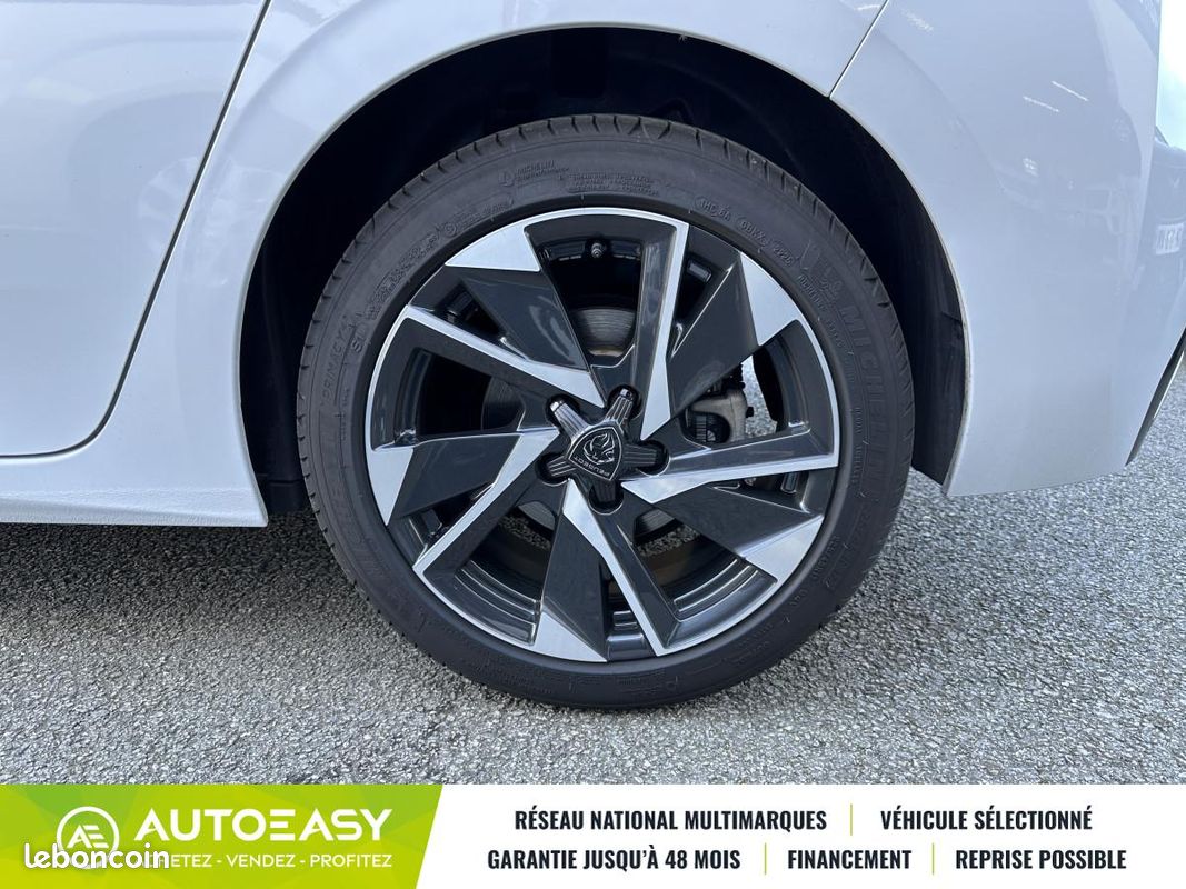 Peugeot 308 III 1.5 BlueHDi EAT8 S&S 130 CV ALLURE (image 17)