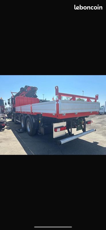 Renault K plateau grue pk 78002 Palfinger (image 7)