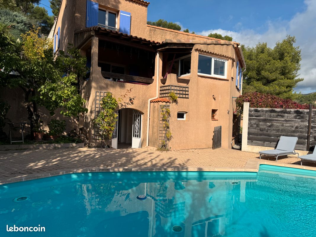 Maison 7 pièces 194 m² · à Plan-de-Cuques · 194 m² · 665 000 €