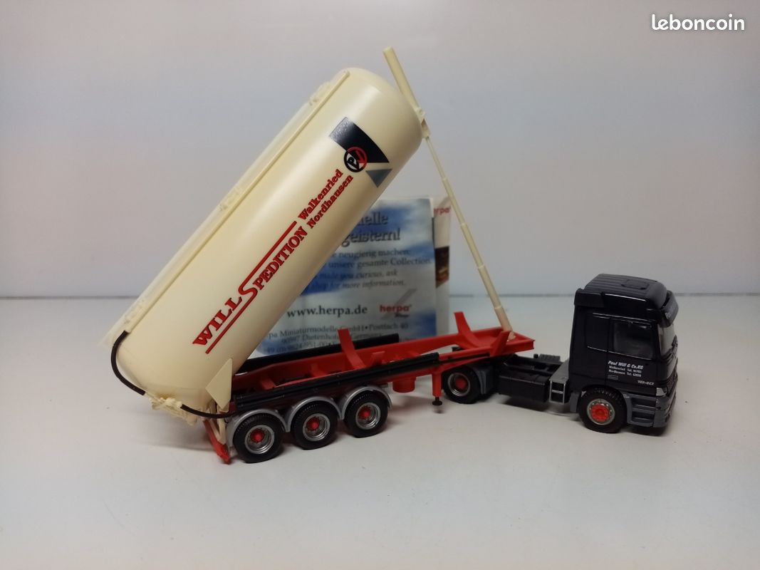 Camion Publicitaire Müller Milch Mercedes | Échelle 1/87 | Occasion En Très Bel état