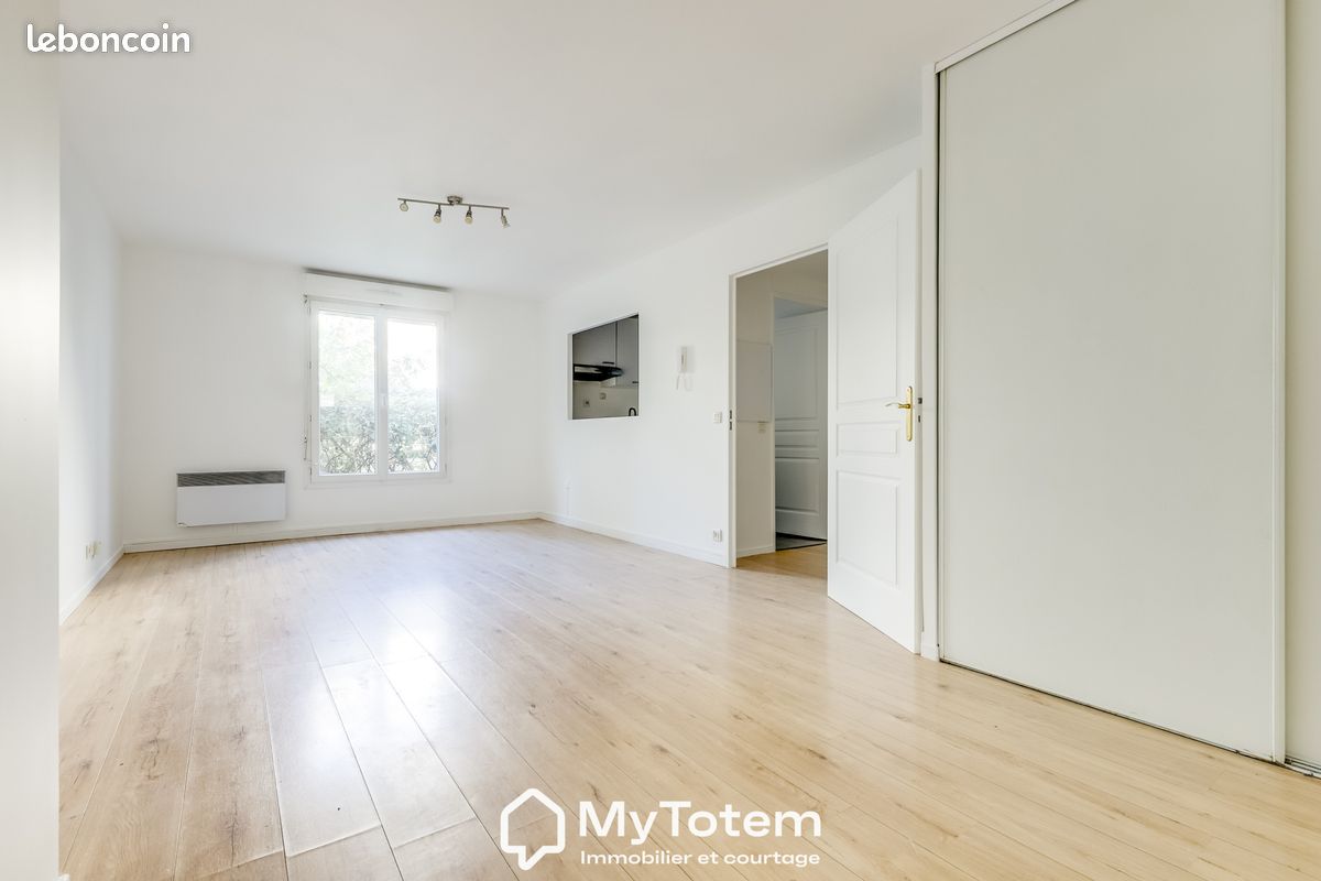 Appartement 2 pièces 49 m² · à Paris · 49 m² · 308 000 €