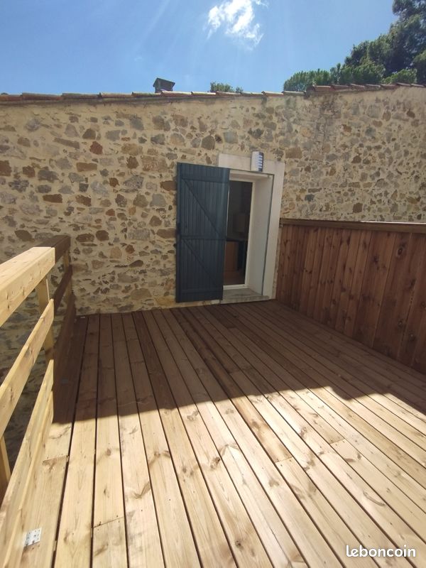 Immeuble 5 pièces 95 m² · à Albas · 95 m² · 115 000 €