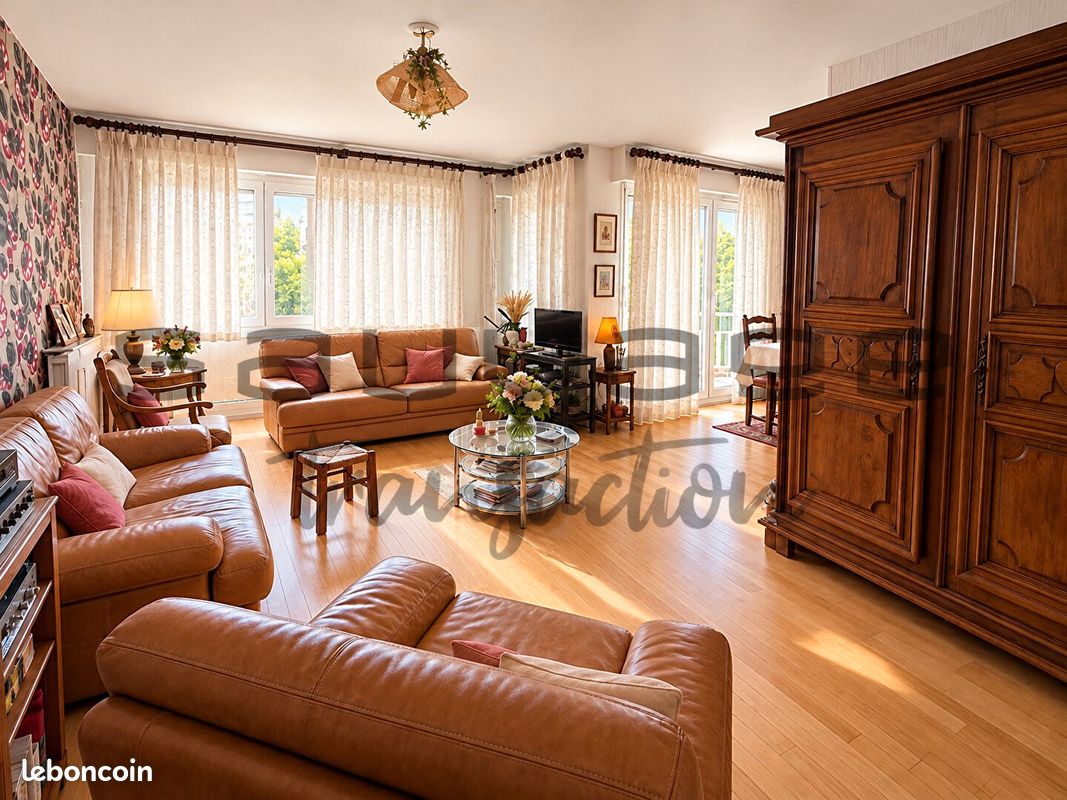 Appartement 5 pièces 122 m² · à Mont-Saint-Aignan · 122 m² · 255 000 €