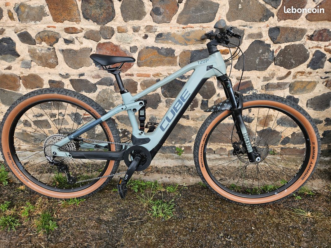 Hybrid 120 Pro Velo Electrique Cube Occasion VTTAE CUBE Stereo