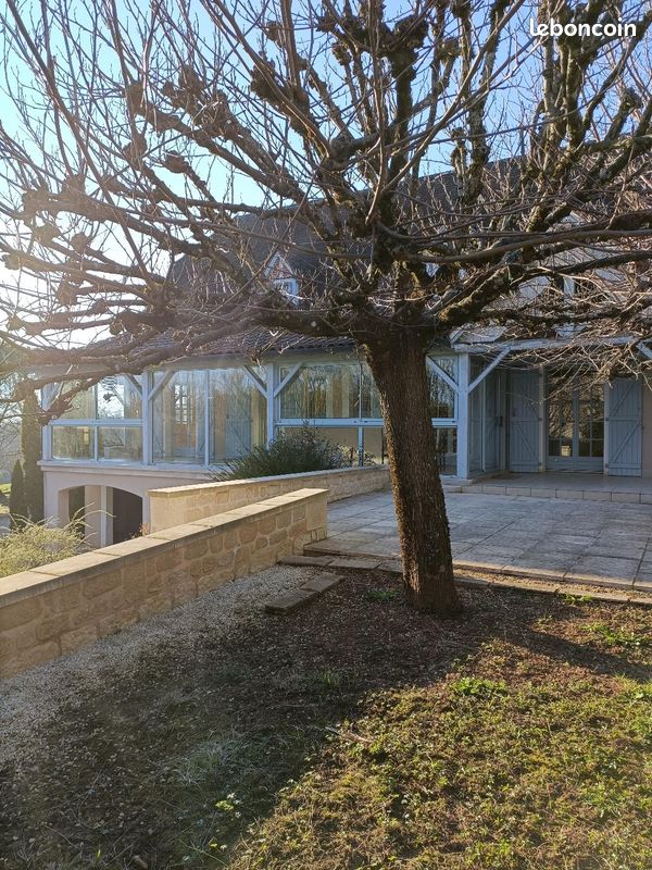 Maison 9 pièces 300 m² · à Alvignac · 300 m² · 420 000 €