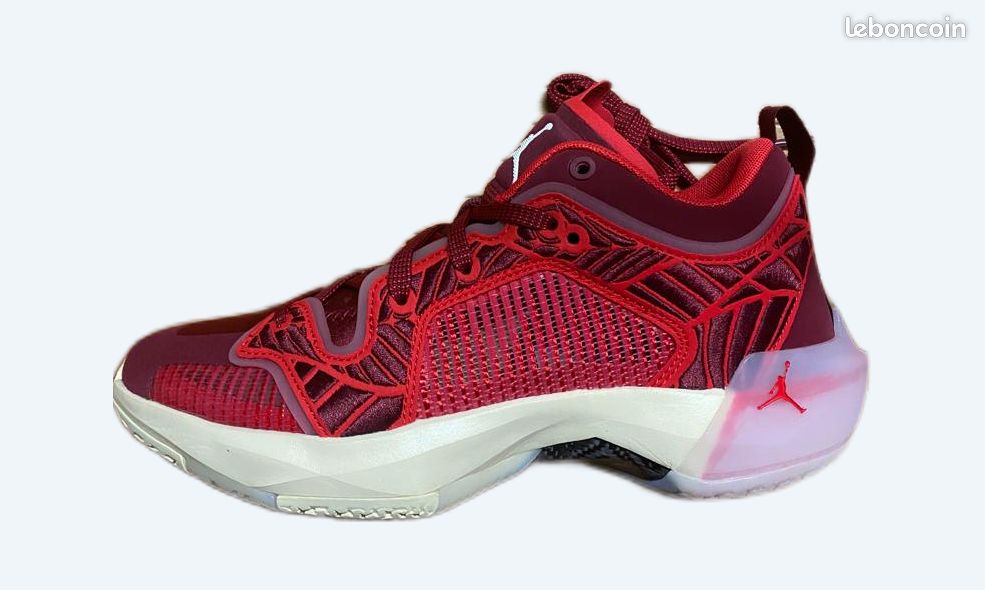 Basket air jordan rouge mi-haute (image 3)