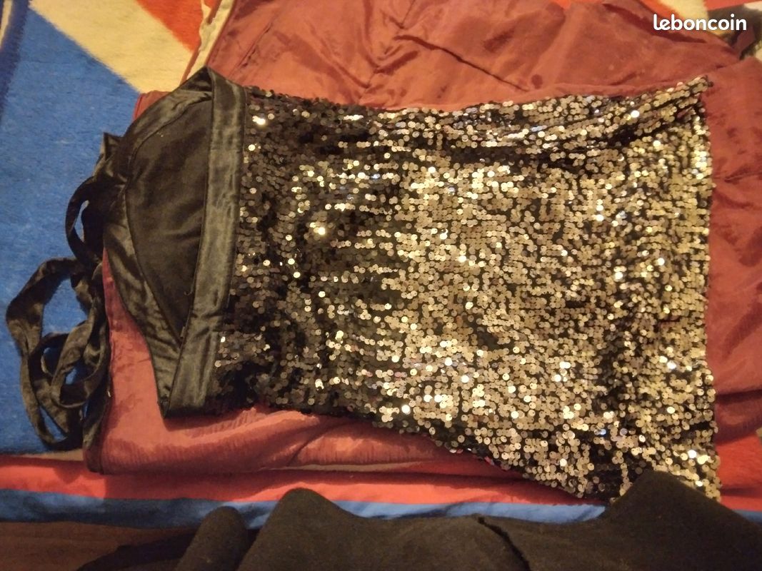 Robe à paillettes Taille M (image 2)