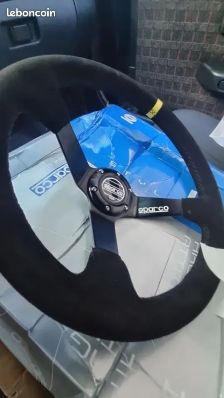 Volant SPARCO - Équipement auto