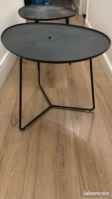 Table basse en métal (image 3)
