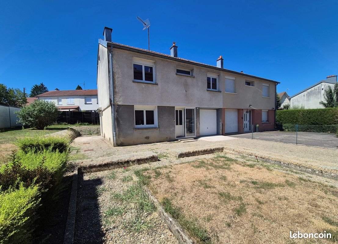 Maison 5 pièces 87 m² · à Montreux-Château · 87 m² · 100 000 €