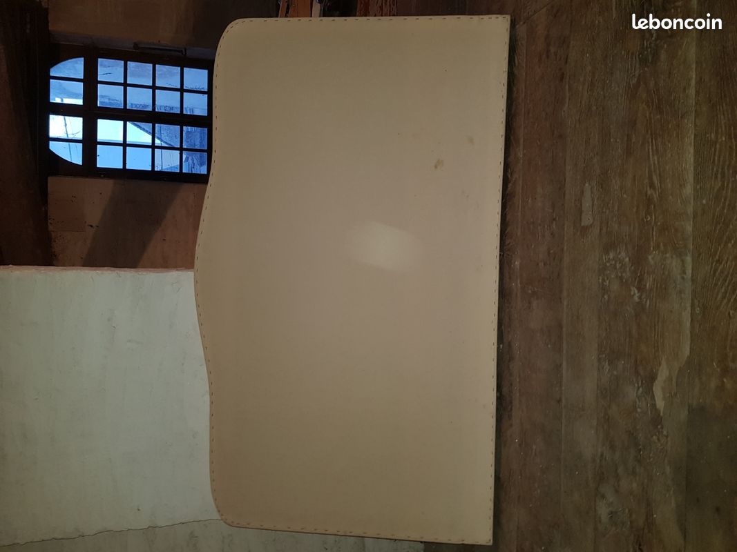 Tête de lit en tissu (image 2)