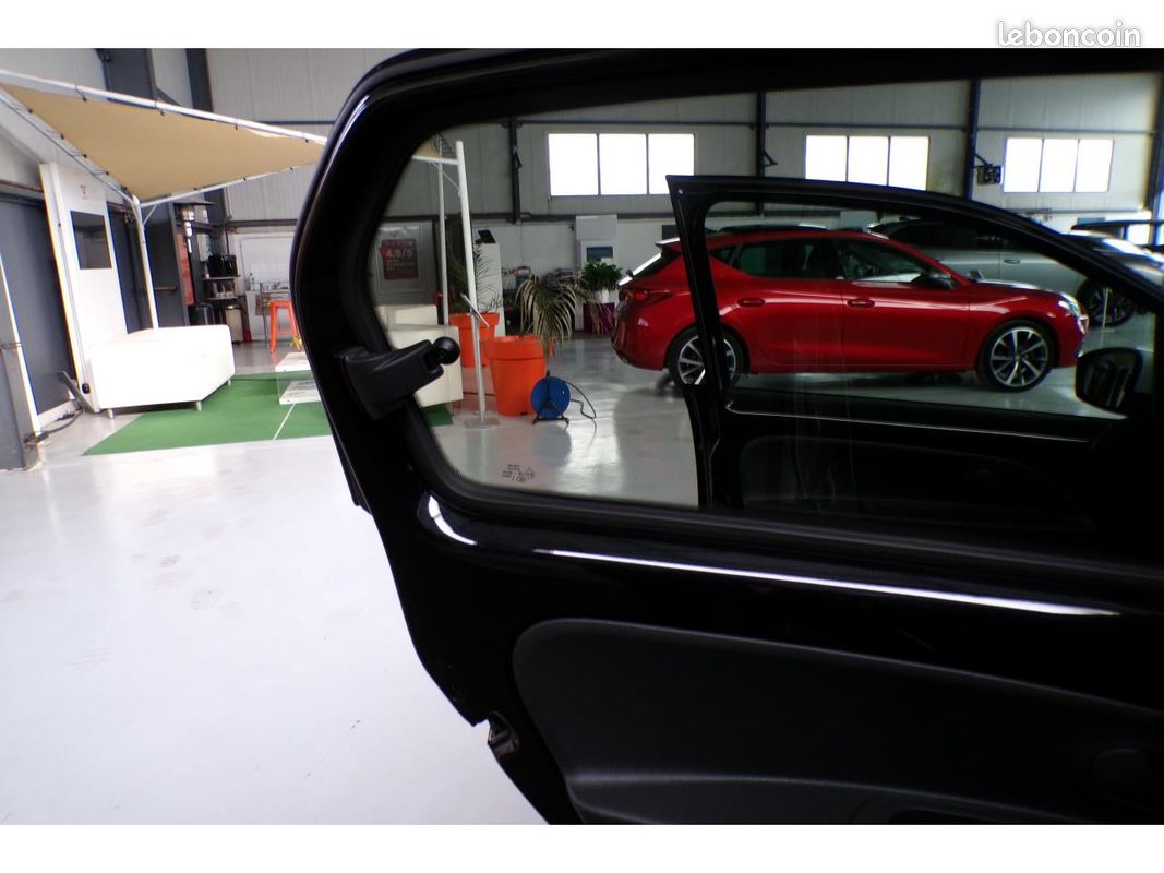 SKODA CITIGO 1.0 12V MPI - 75 - BV ASG5 S&S BERLINE Edition PHASE 2 (image 14)