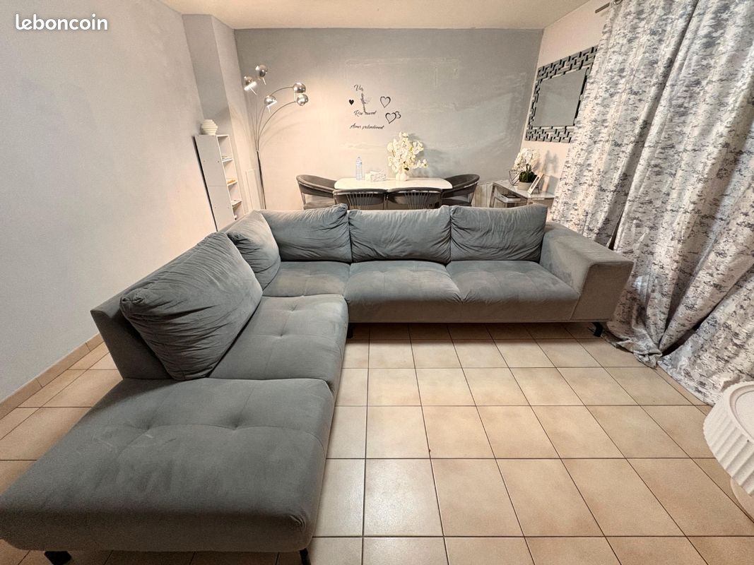 Canape d’angle +table a manger 6 place eg 4 chaise (image 1)