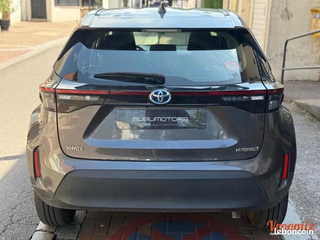 Toyota Yaris CROSS 1.5 114H 90 HYBRID FULL-HYBRID 0.8KWH DESIGN BVA (image 5)