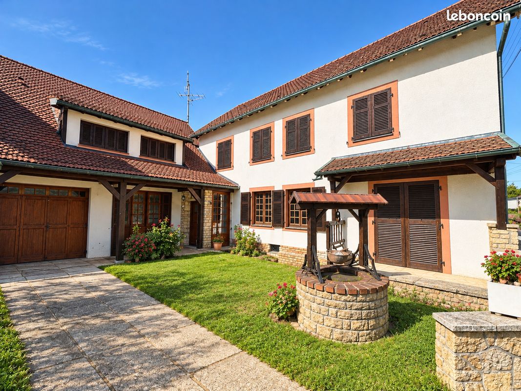 Maison 5 pièces 223 m² · à Grand-Charmont · 223 m² · 151 000 €