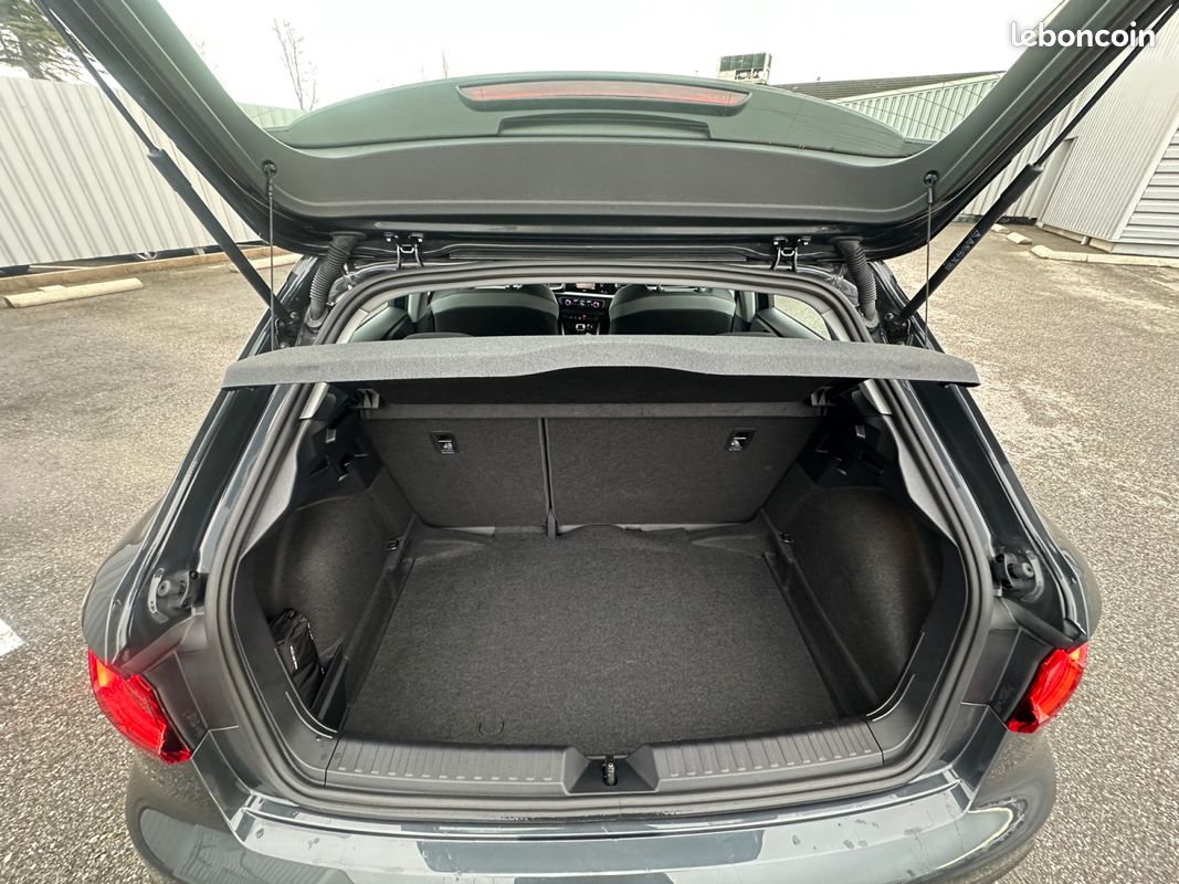 AUDI A1 Sportback 30 TFSI 116 ch S tronic 7 Design (image 22)