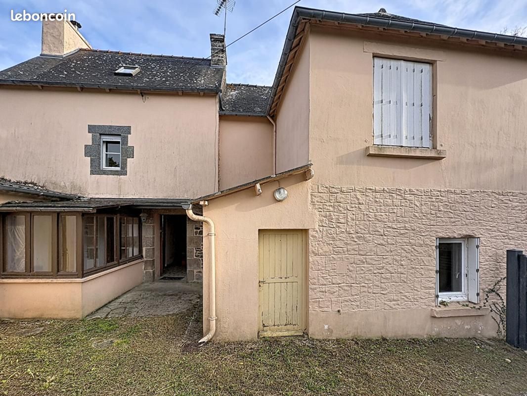 Maison 10 pièces 149 m² · à Binic-Étables-sur-Mer · 149 m² · 184 000 €