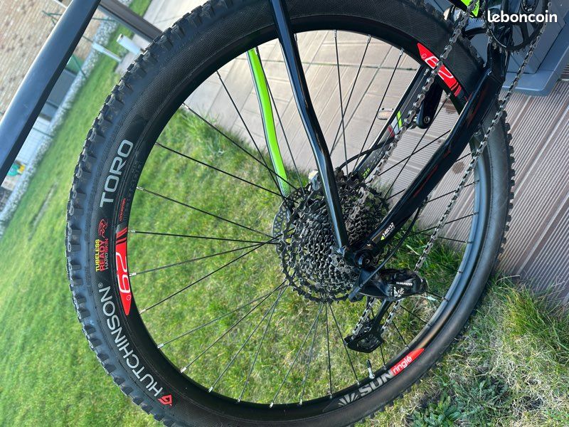 VTT Rockrider XC100 (image 7)