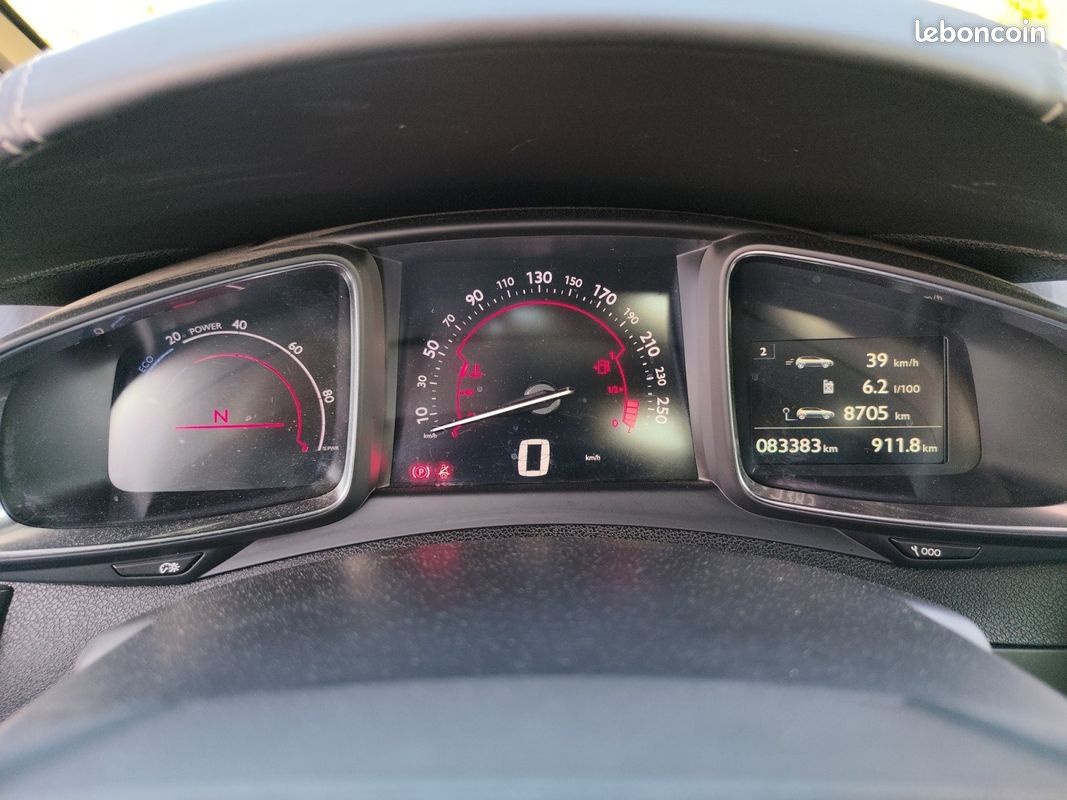 DS DS5 Hybrid 4x4 ETG6 Sport Chic - Caméra de Recul - Palettes au volant - Clim Bizone - Garantie 12 Mois (image 14)