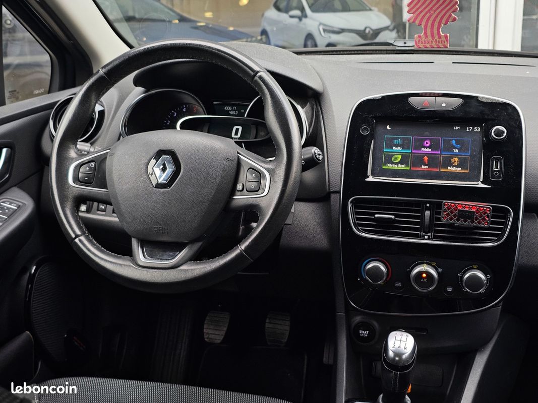 Renault CLIO IV Phase 2 1.5 dCi FAP 75 cv (image 18)