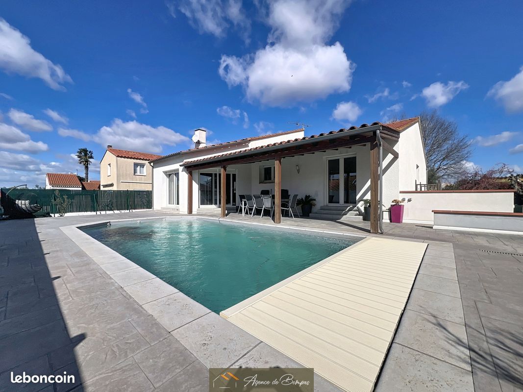 Maison 8 pièces 249 m² · à Bompas · 249 m² · 449 000 €