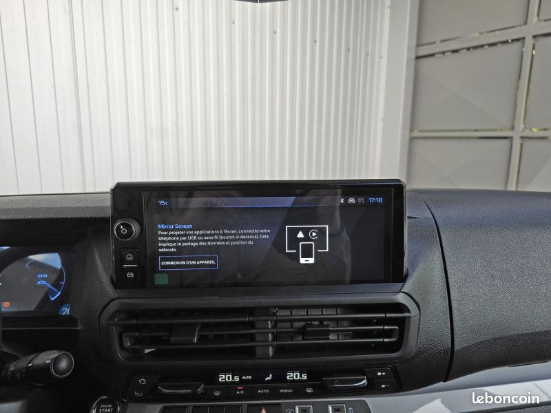 Peugeot EXPERT FG M 2.2 DIESEL 180CH CABINE APPROFONDIE Pack Premium Connect (image 16)