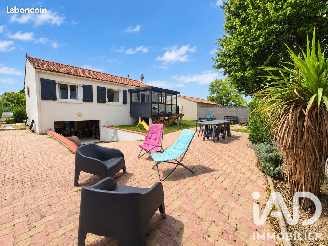 Maison 4 pièces 83 m² · à Nieul-le-Dolent · 83 m² · 248 300 €