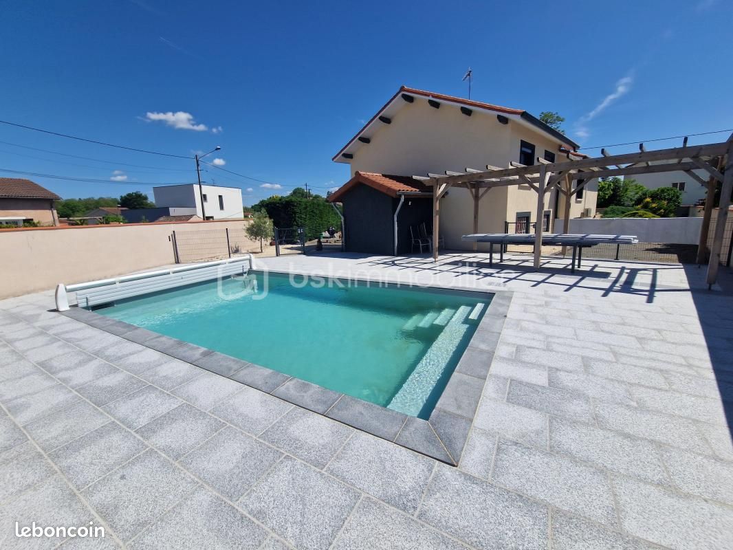 Maison 5 pièces 130 m² · à Cuzieu · 130 m² · 278 000 €