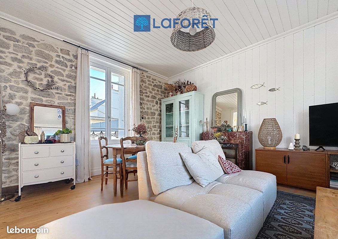 Maison 7 pièces 104 m² · à Port-Louis · 104 m² · 409 500 €